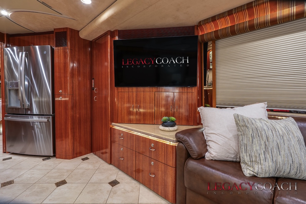 2004 Prevost Marathon XLII For Sale