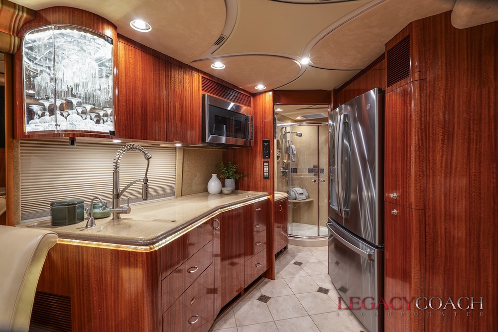 2004 Prevost Marathon XLII For Sale