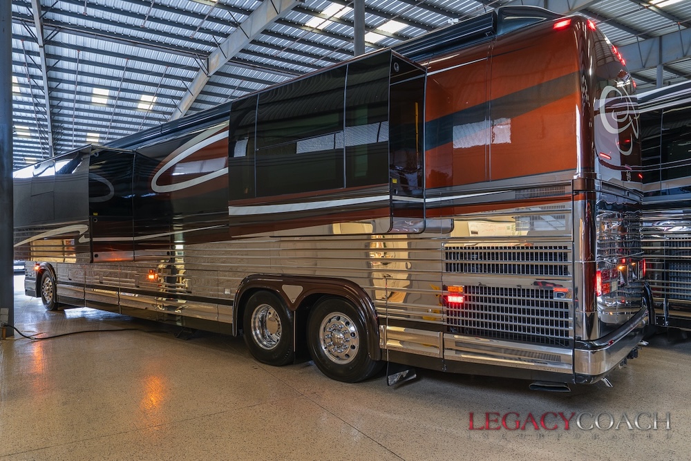 2004 Prevost Marathon XLII For Sale