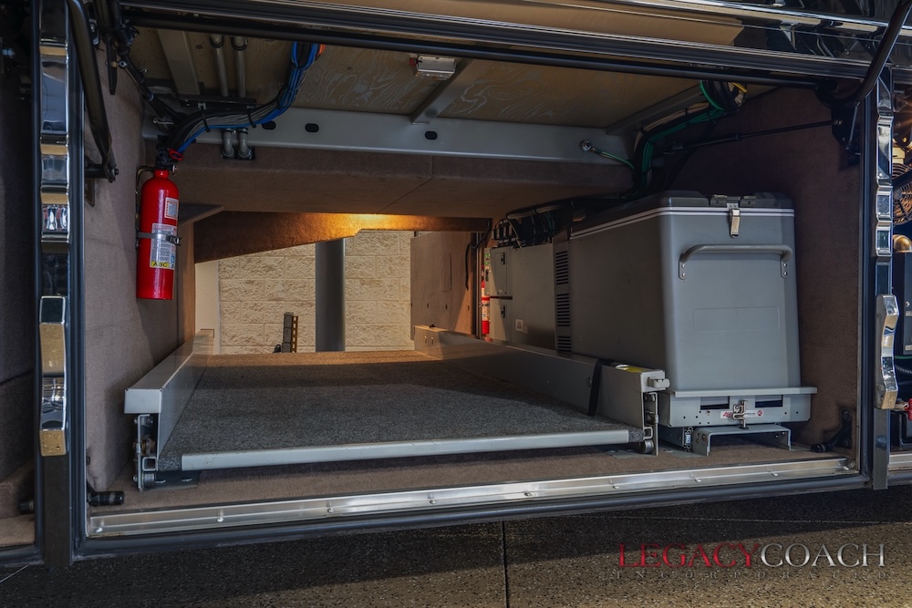 2004 Prevost Marathon XLII For Sale