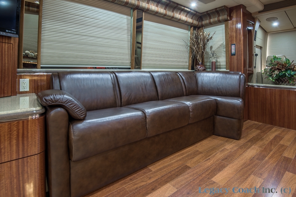 2004 Prevost Marathon XLII For Sale