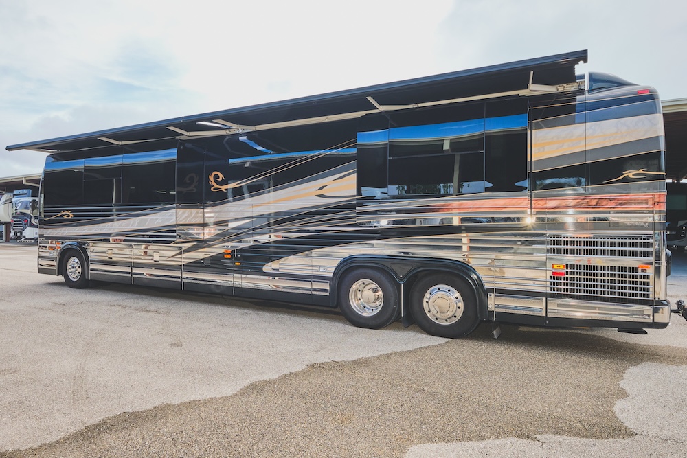 2004 Prevost Marathon XLII For Sale