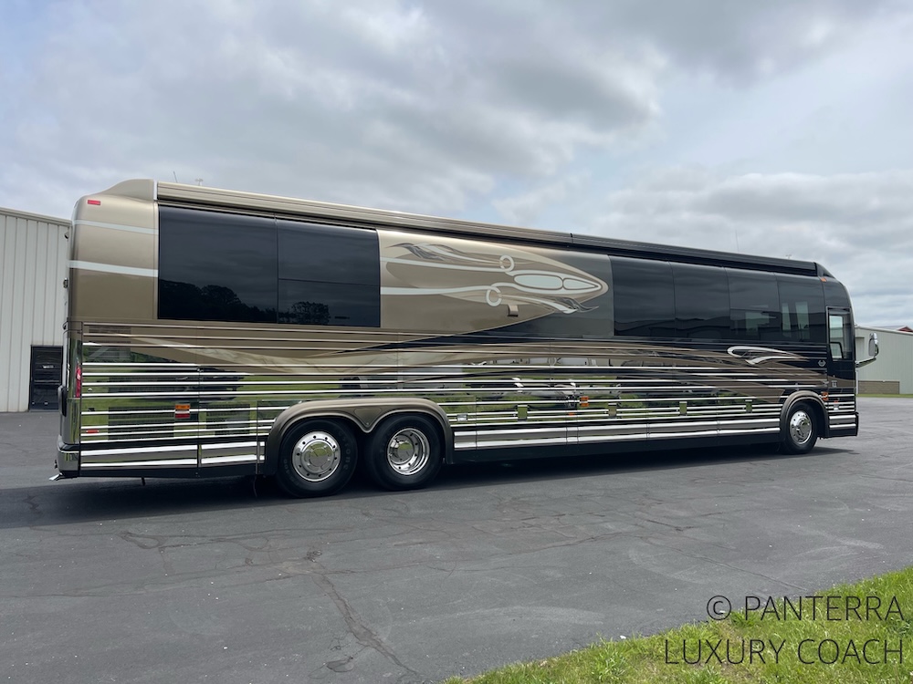 2004 Prevost Marathon XLII For Sale
