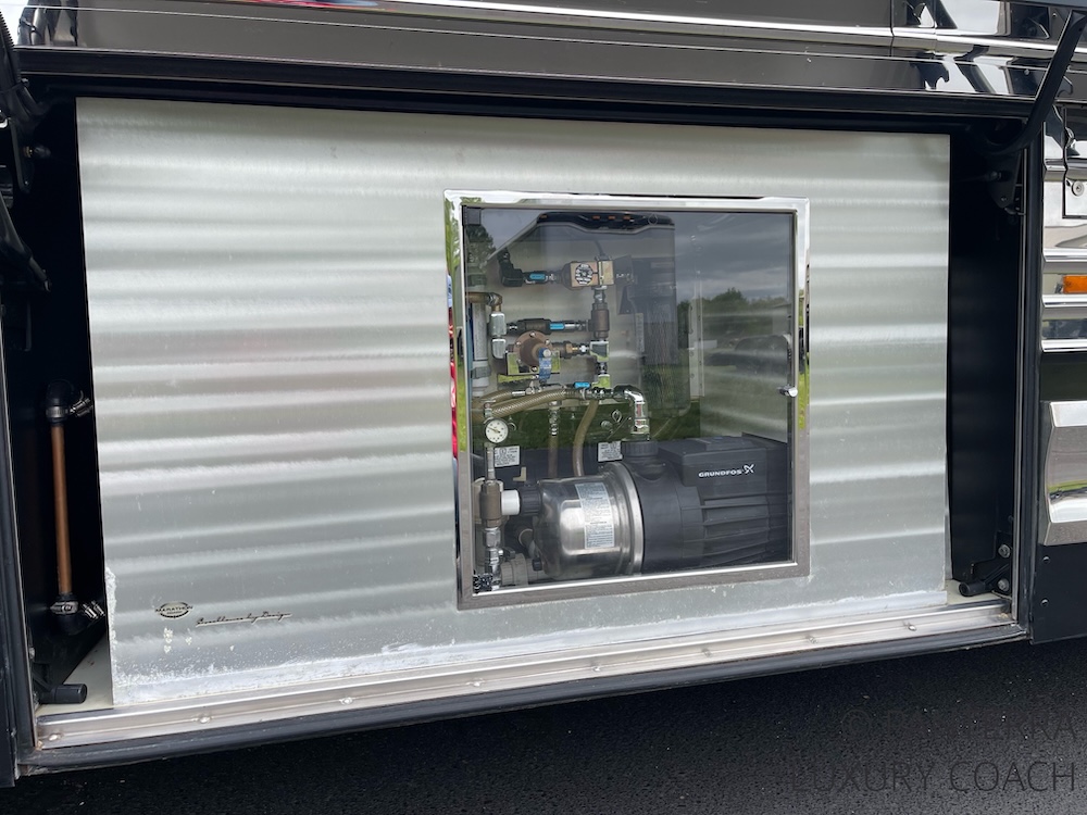 2004 Prevost Marathon XLII For Sale