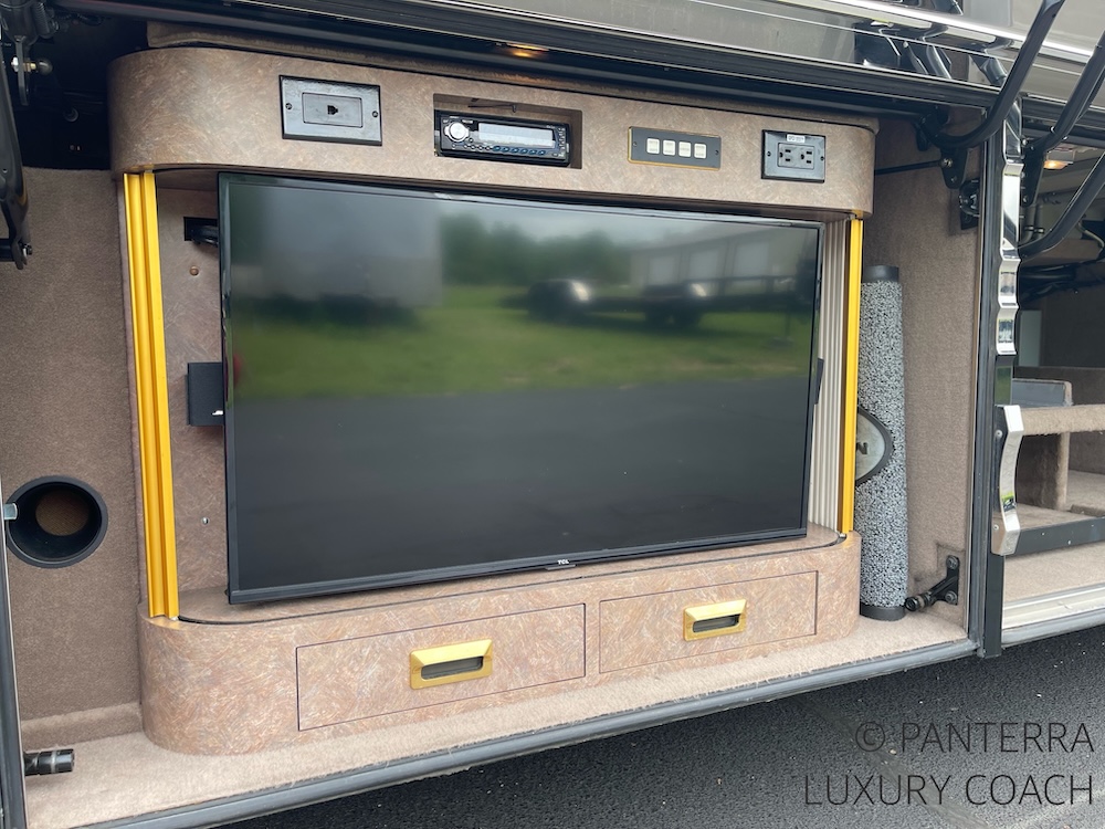 2004 Prevost Marathon XLII For Sale