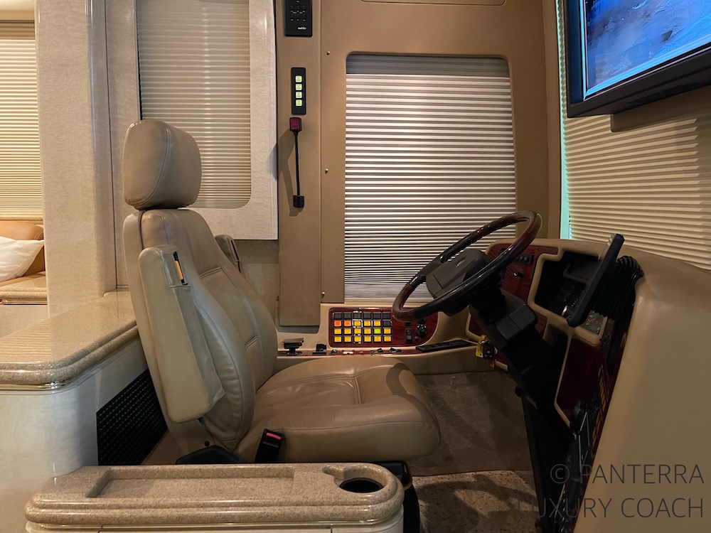 2004 Prevost Marathon XLII For Sale