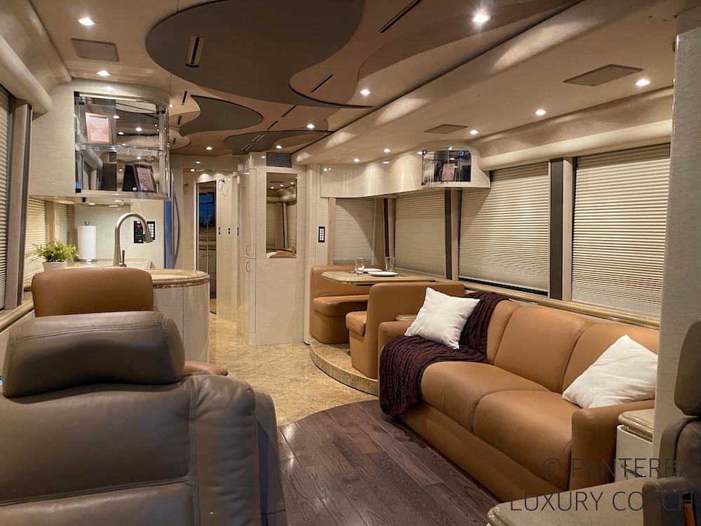2004 Prevost Marathon XLII For Sale