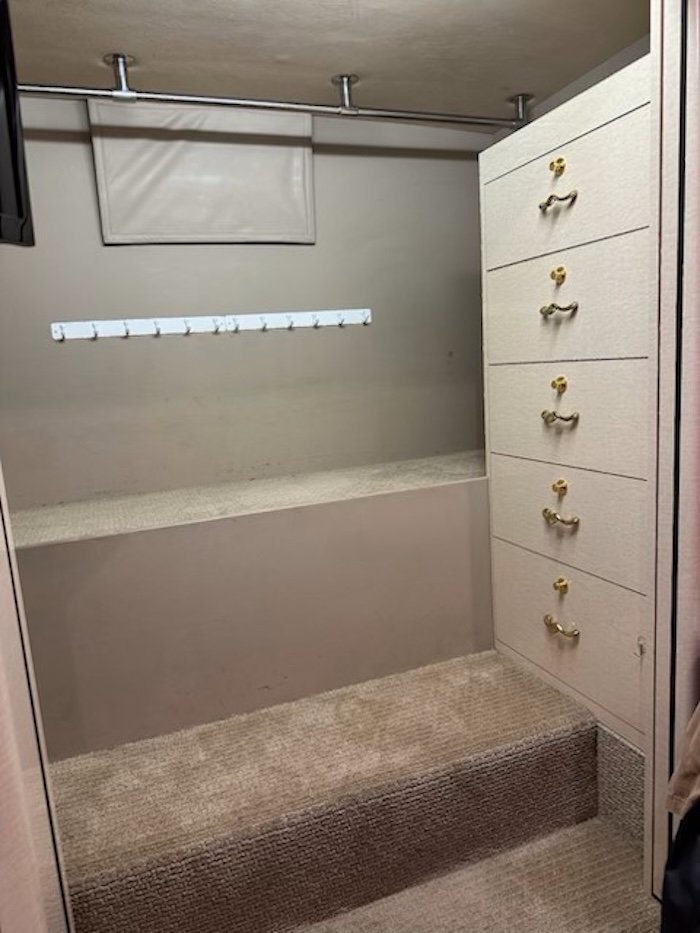 2004 Prevost Marathon XLII For Sale