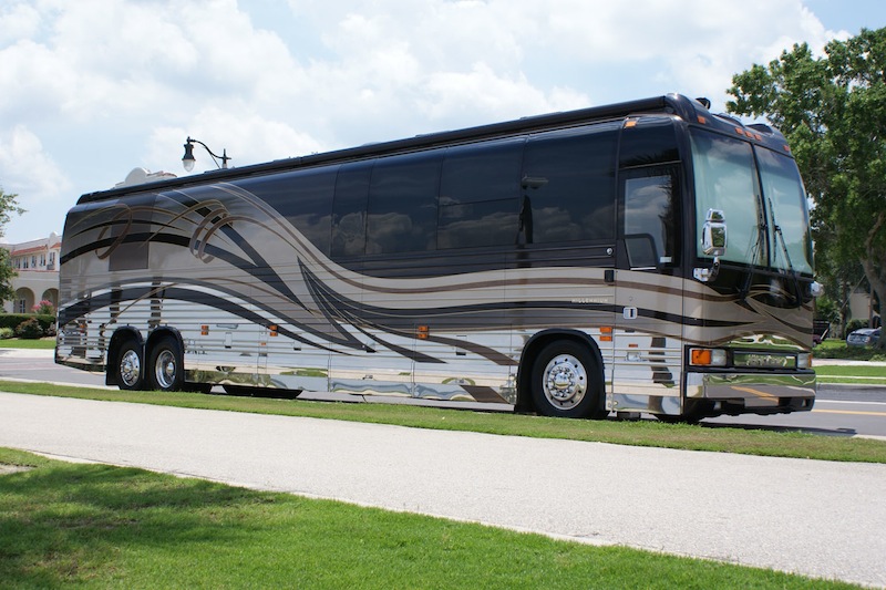 2004 Prevost Millennium XLII For Sale