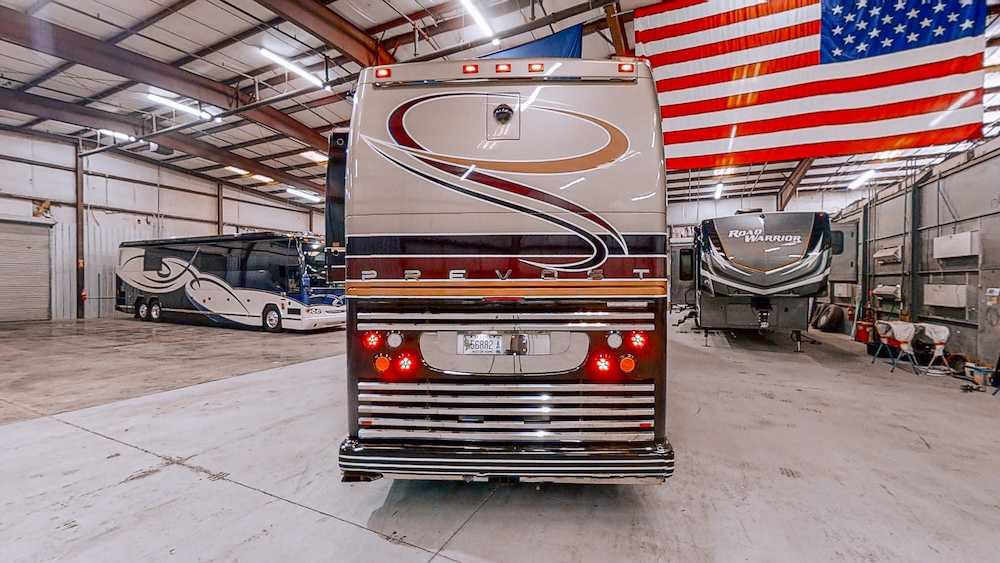 2004 Prevost Parliament H3-45 For Sale