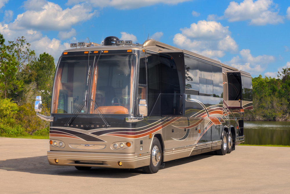 2004 Prevost Parliament H3-45 For Sale