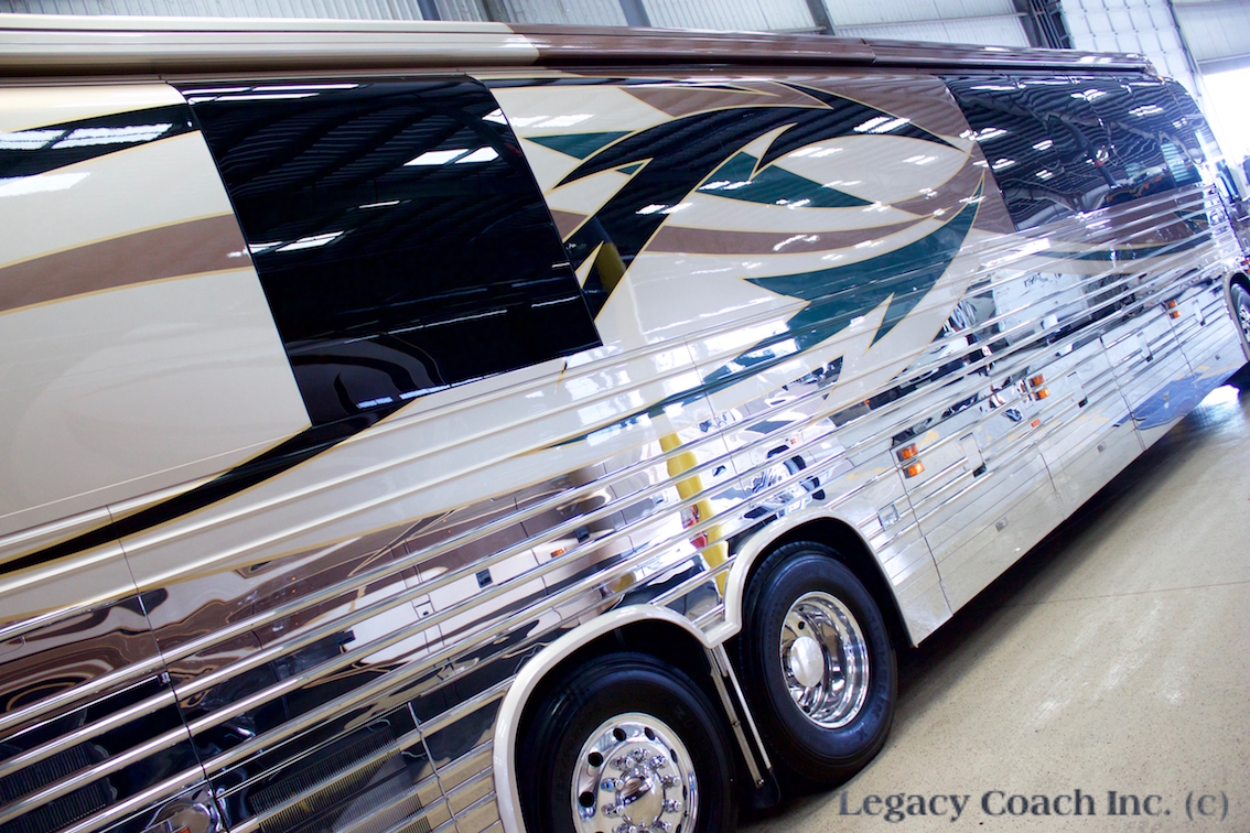 2004 Prevost Parliament XLII For Sale