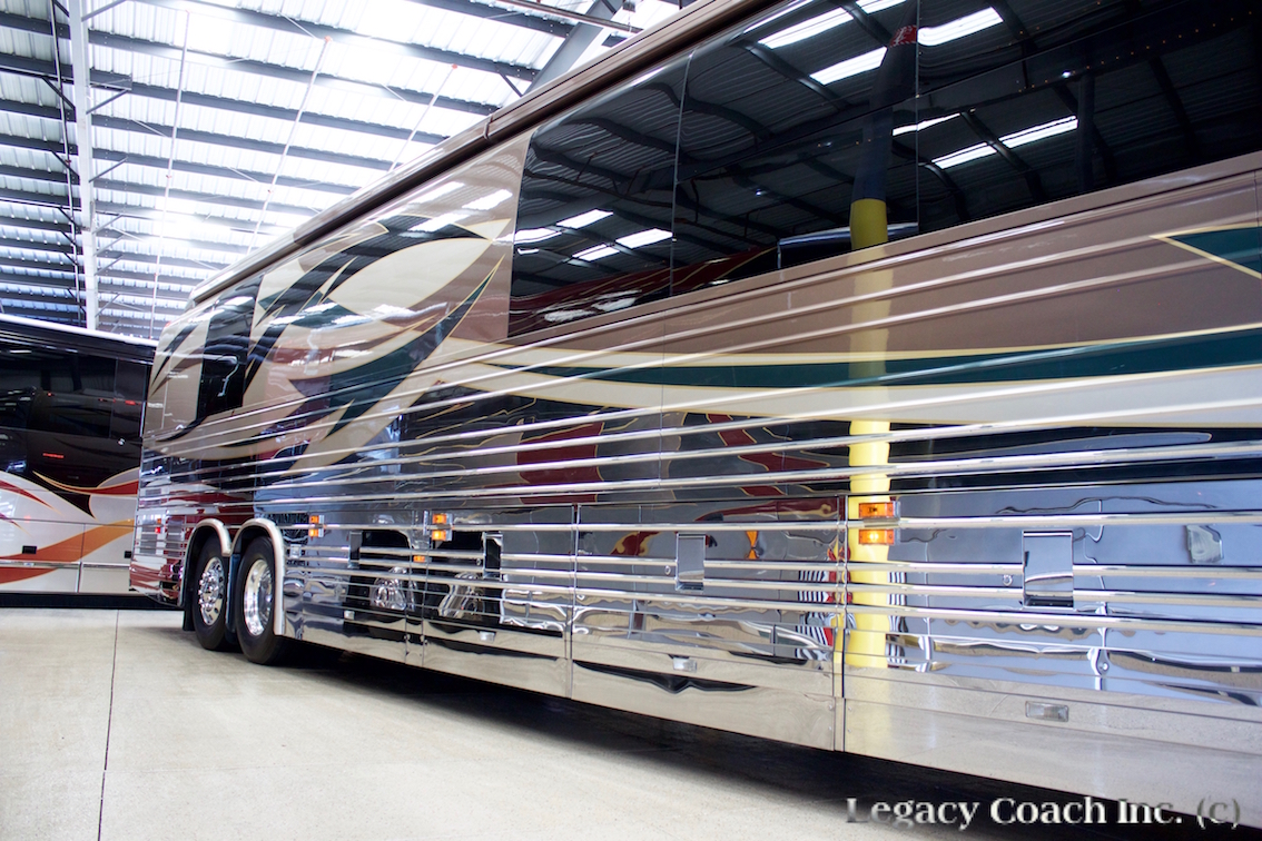 2004 Prevost Parliament XLII For Sale