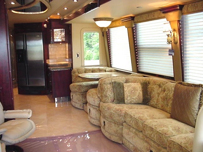 2004 Prevost Royale XLII For Sale