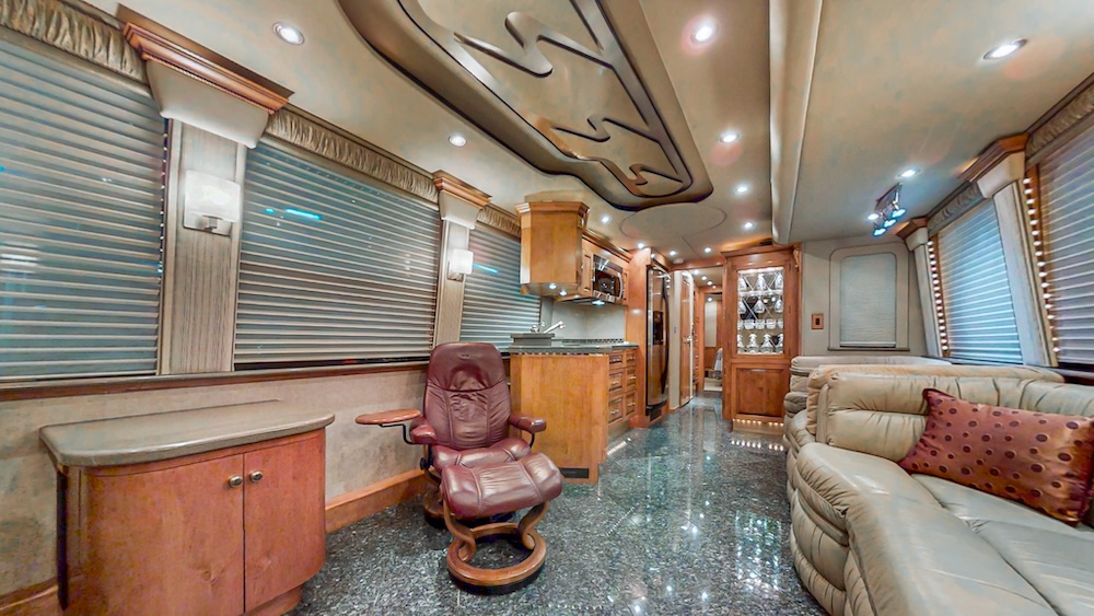 2004 Prevost Royale XLII For Sale