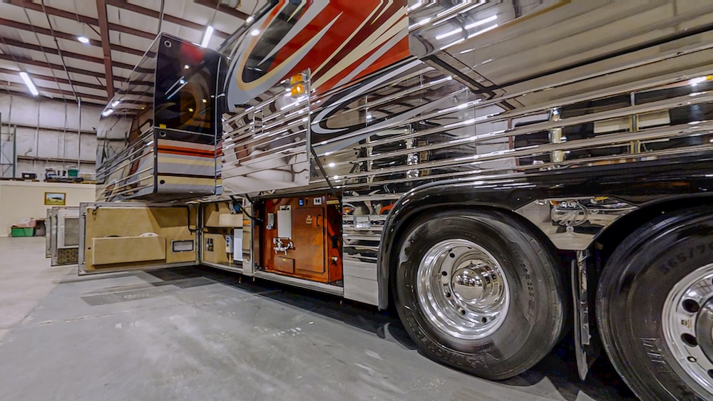 2004 Prevost Royale XLII For Sale