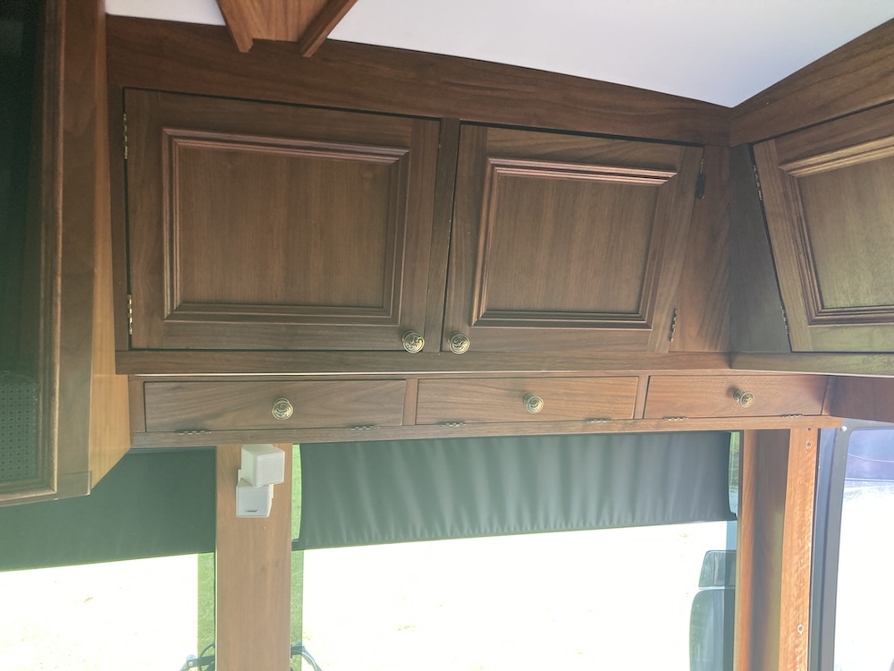 2004 Prevost XLII For Sale