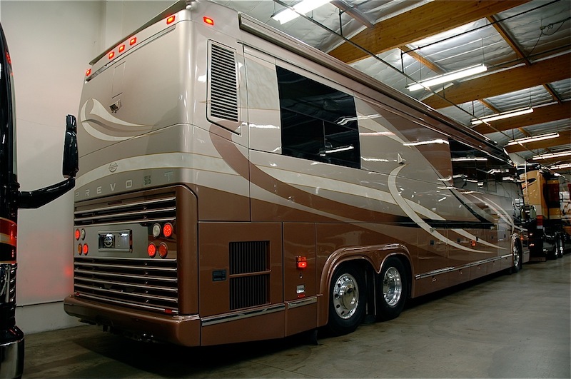 2005 Prevost Marathonh_CaCoach1010