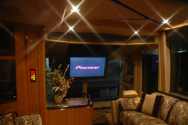 2005 Prevost Marathon H3-45 For Sale