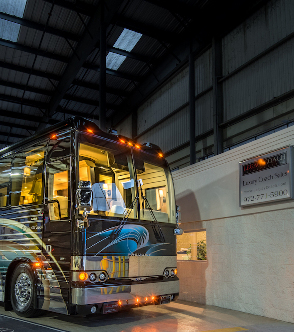 2005 Prevost Country Coach XLII For Sale