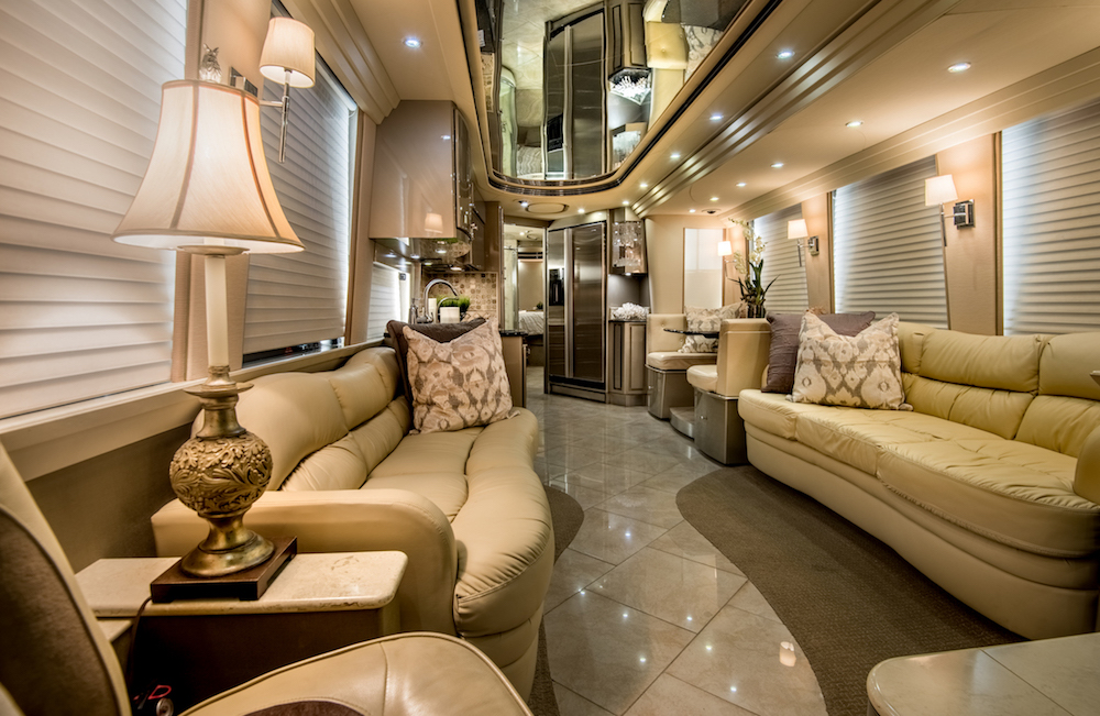 2005 Prevost Country Coach XLII For Sale