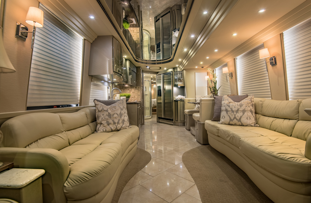 2005 Prevost Country Coach XLII For Sale