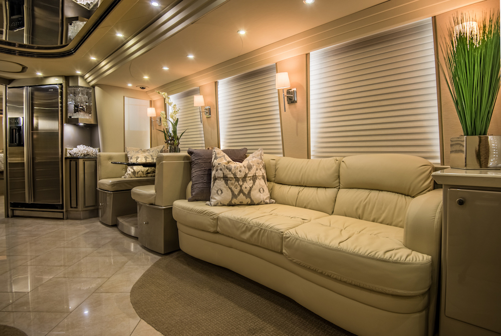 2005 Prevost Country Coach XLII For Sale