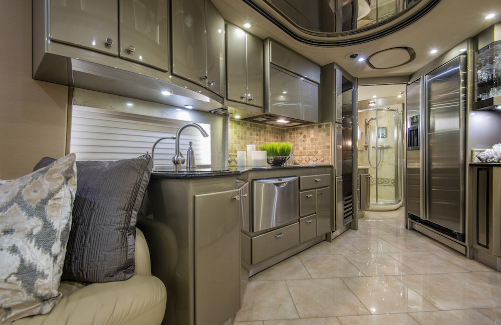 2005 Prevost Country Coach XLII For Sale