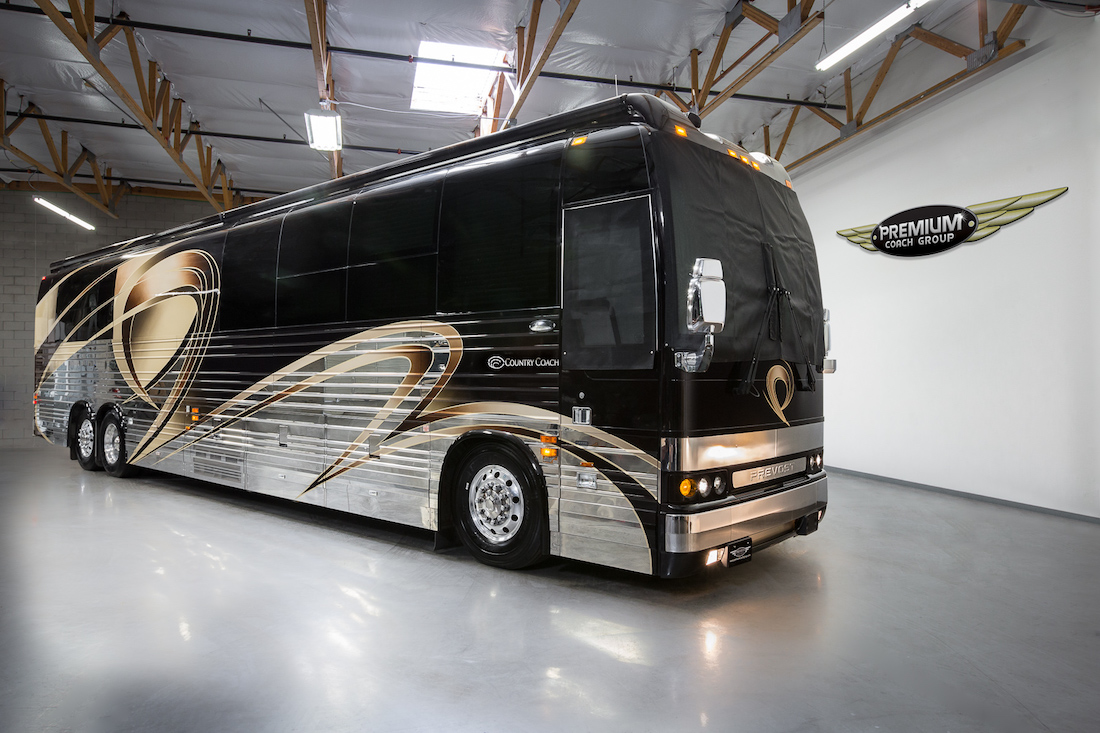 2005 Prevost Country Coach XLII For Sale