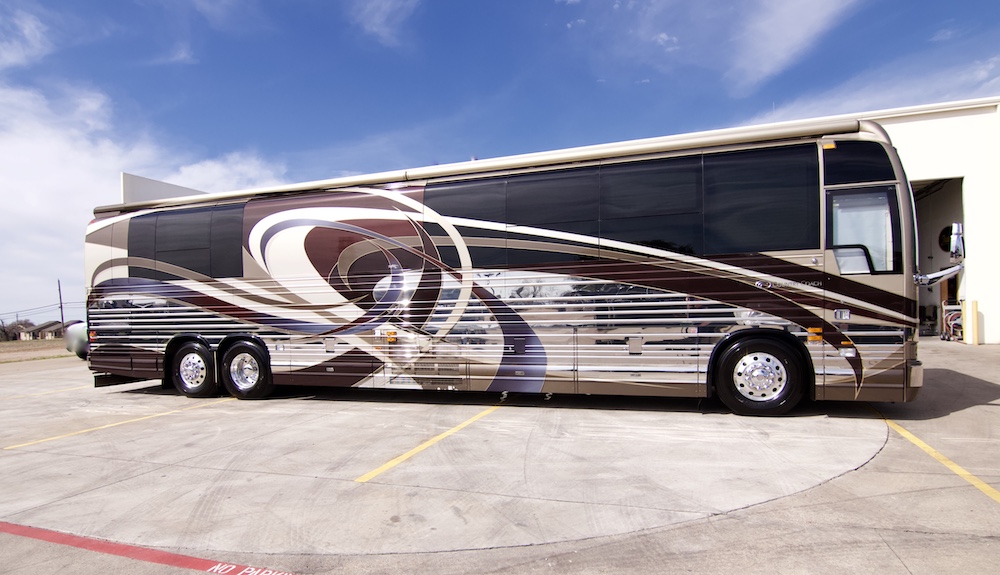 2005 Prevost Country Coach XLII For Sale