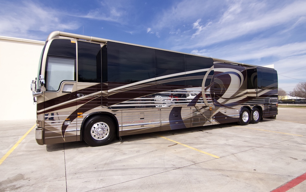 2005 Prevost Country Coach XLII For Sale