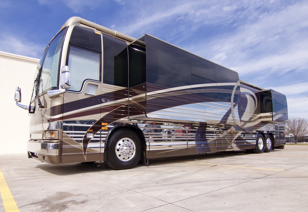 2005 Prevost Country Coach XLII For Sale