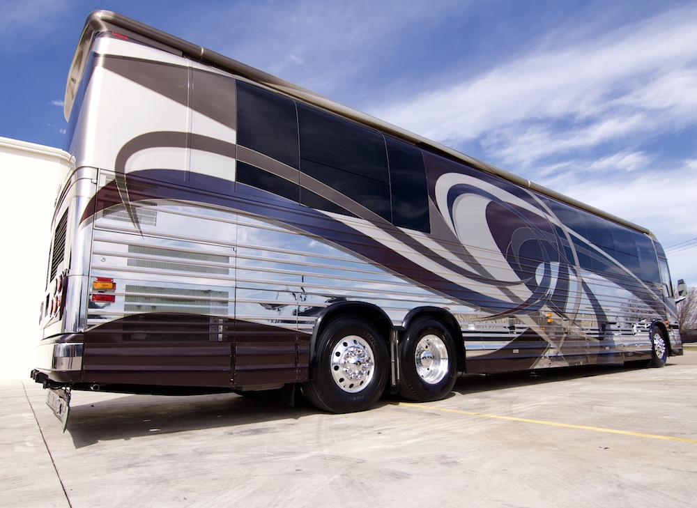 2005 Prevost Country Coach XLII For Sale