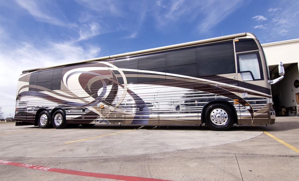 2005 Prevost Country Coach XLII For Sale