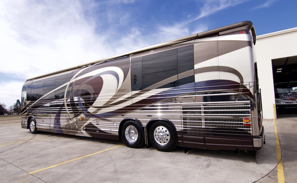 2005 Prevost Country Coach XLII For Sale