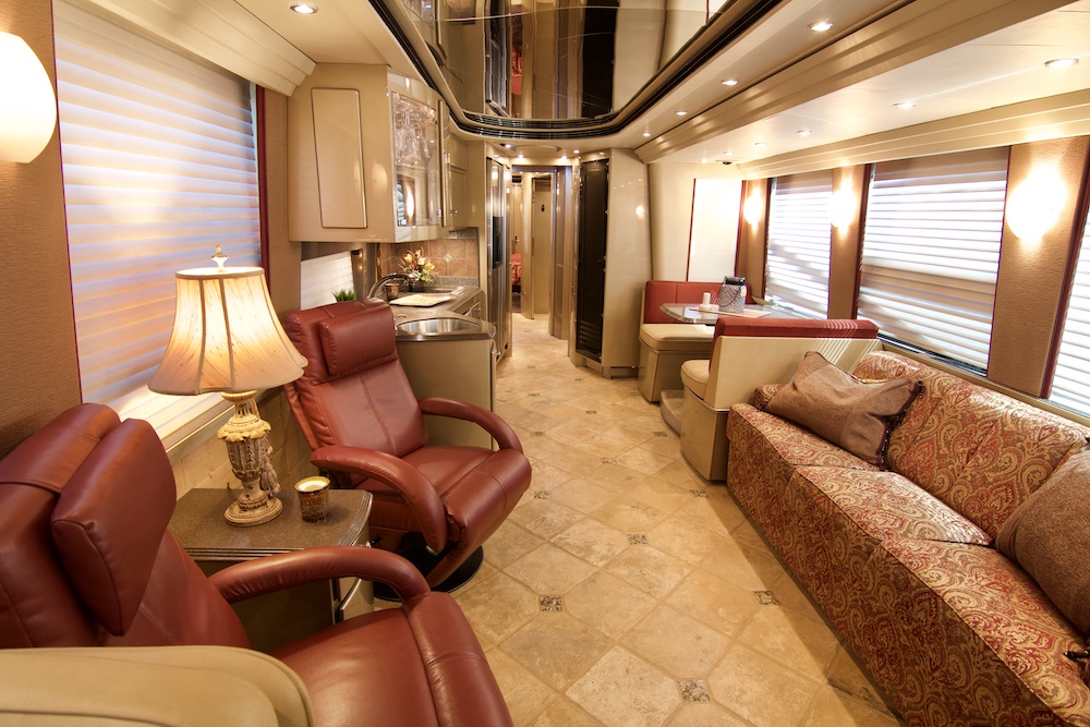 2005 Prevost Country Coach XLII For Sale