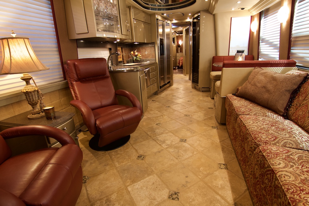 2005 Prevost Country Coach XLII For Sale