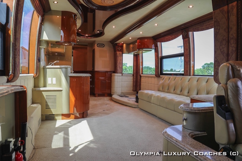 2005 Prevost Liberty XLII For Sale