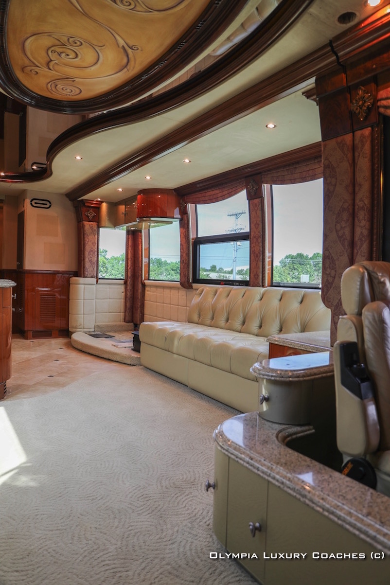 2005 Prevost Liberty XLII For Sale