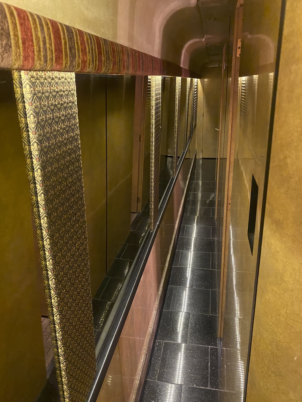 2005 Prevost H3-45 For Sale