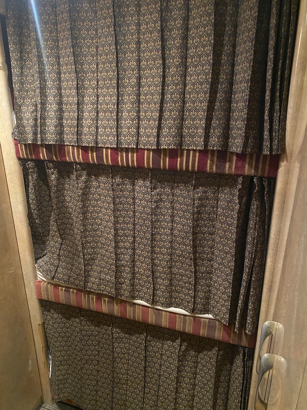 2005 Prevost H3-45 For Sale