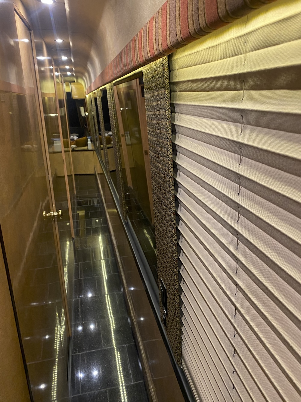 2005 Prevost H3-45 For Sale