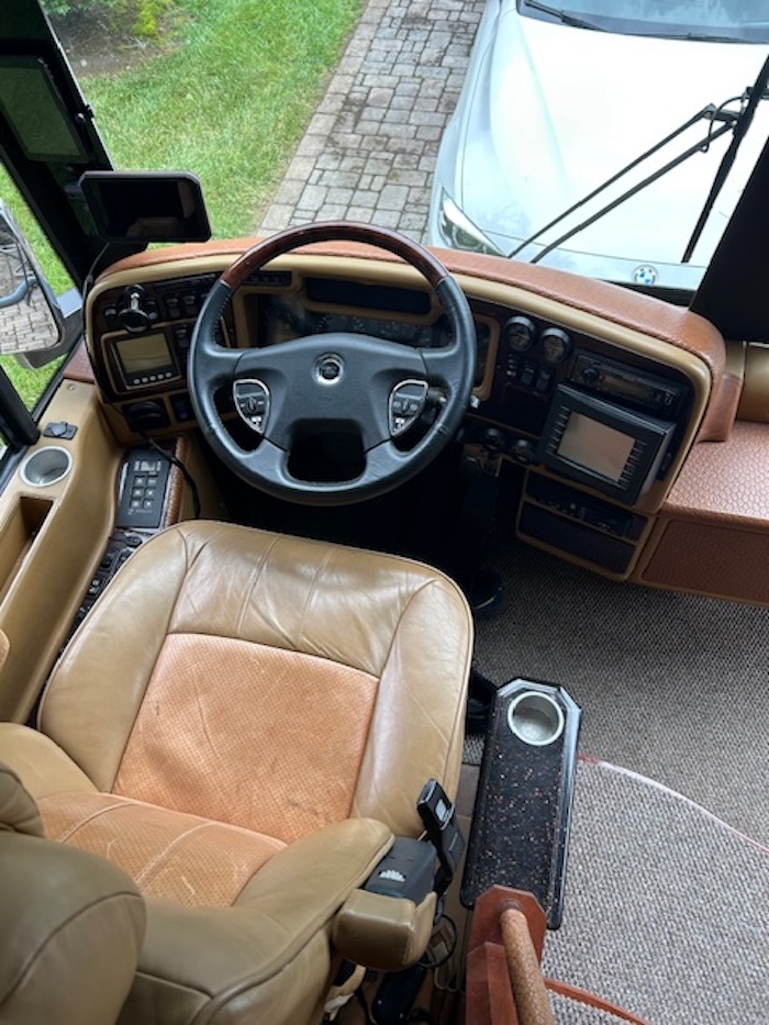 2005 Prevost Liberty H3-45 For Sale