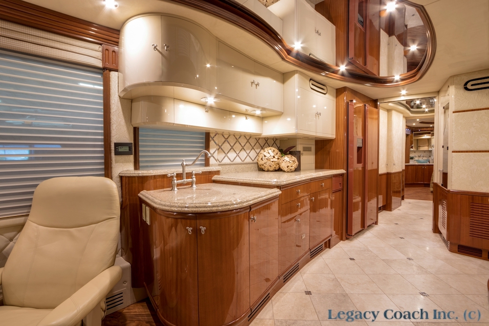 2005 Prevost Liberty H3-45 For Sale