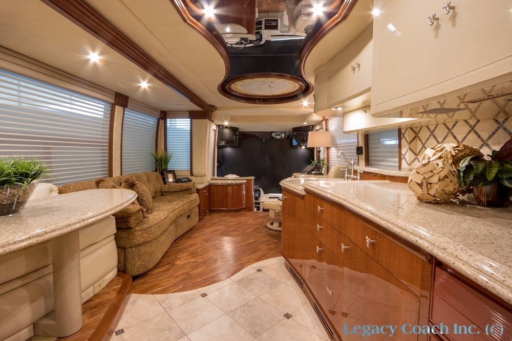 2005 Prevost Liberty H3-45 For Sale