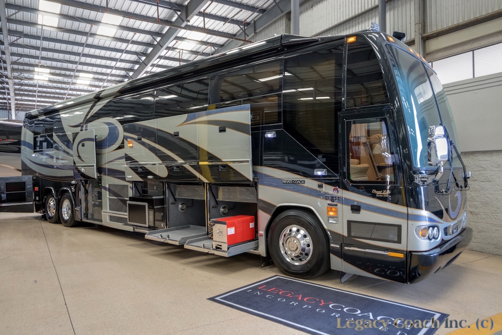 2005 Prevost Liberty H3-45 For Sale