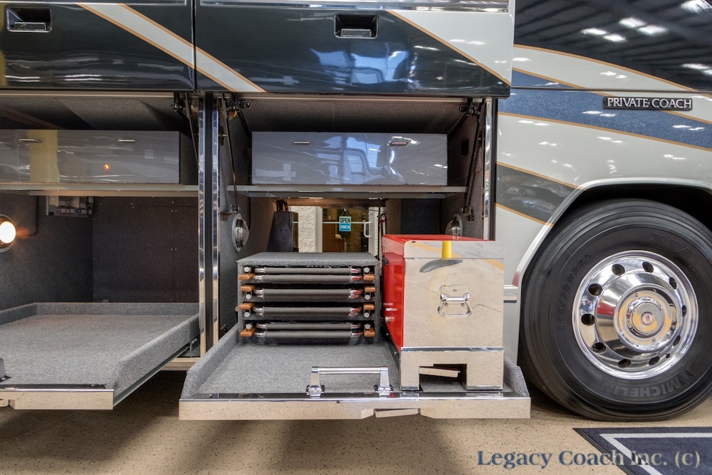 2005 Prevost Liberty H3-45 For Sale