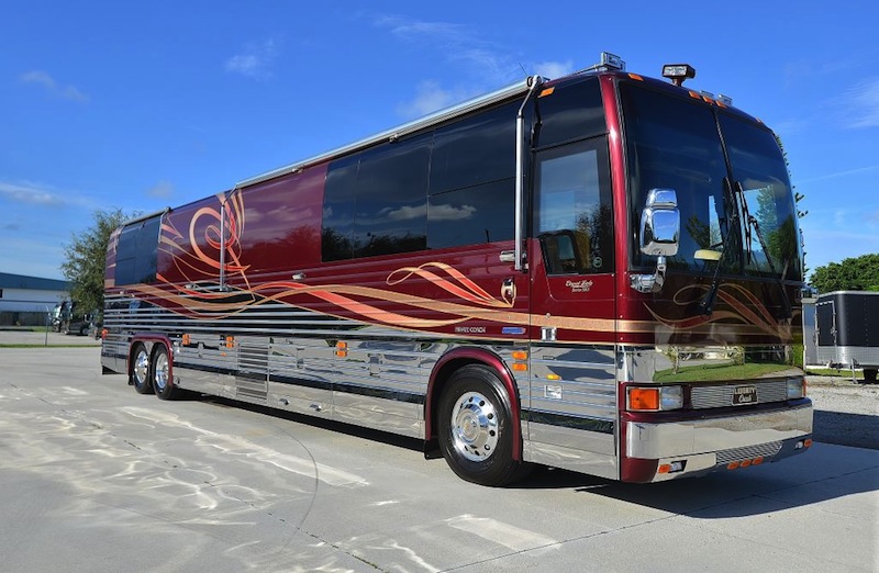 2005 Prevost Liberty XLII  For Sale