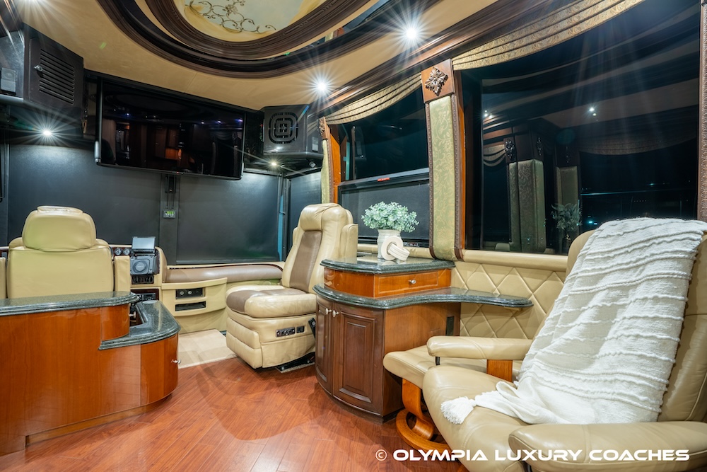 2005 Prevost Liberty XLII For Sale