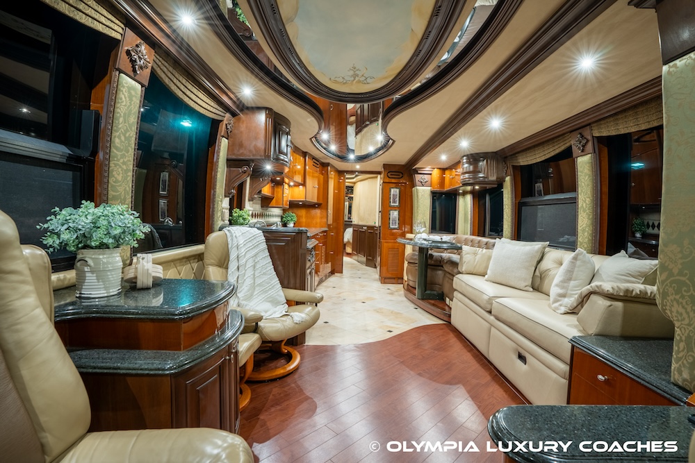 2005 Prevost Liberty XLII For Sale